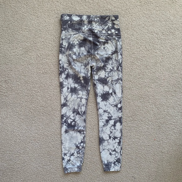 Athleta Salutation 7/8 Tie Dye Leggings - Picture 2 of 5